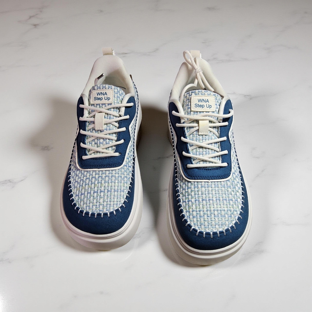 NWOT Size 9.5 Wide Women's Blue and White Chunky Platform Sneakers
